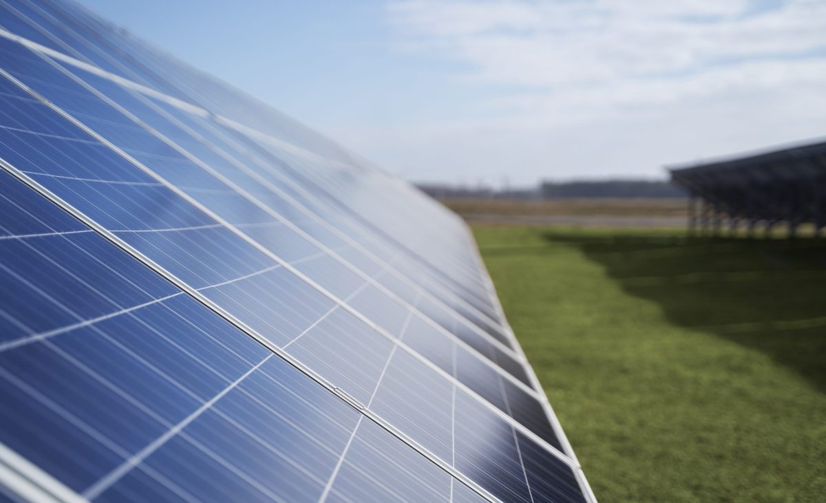 eco-friendly-solar-pannels-sunny-day (1)